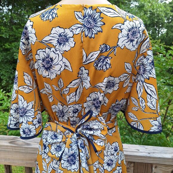 Eliza J Floral Fit & Flare Midi Dress Women's 8 Flutter Sleeve Pockets Retro - Picture 10 of 16